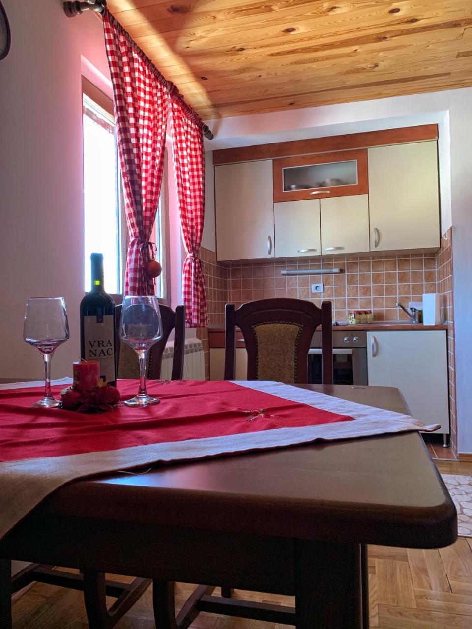 Apartments Radingturs Žabljak エクステリア 写真