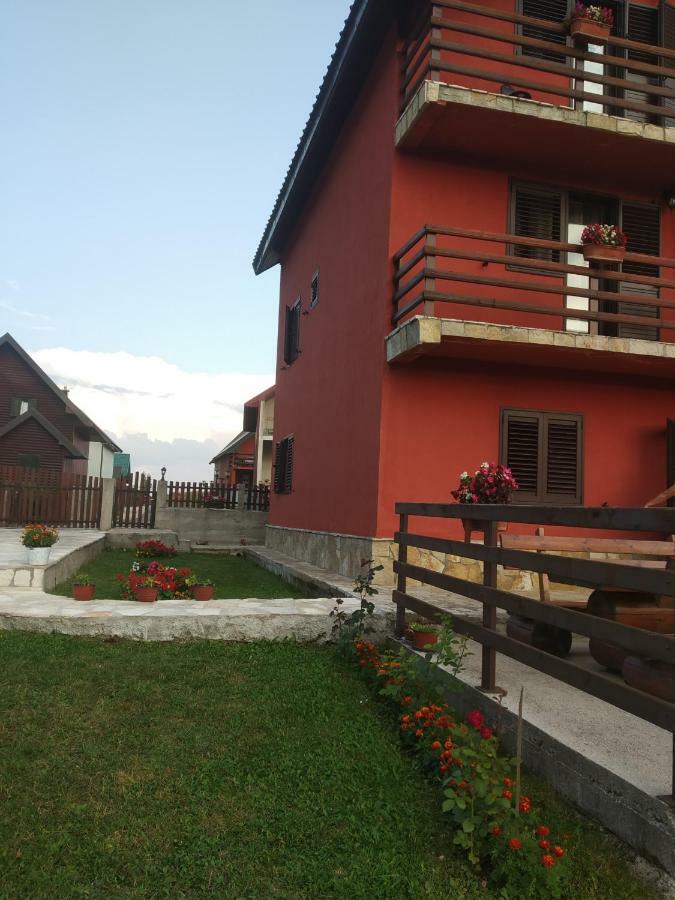 Apartments Radingturs Žabljak エクステリア 写真
